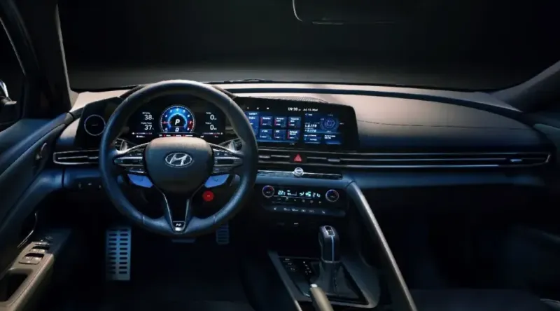 Hyundai Elantra 2025 Changes, Price, and Photos