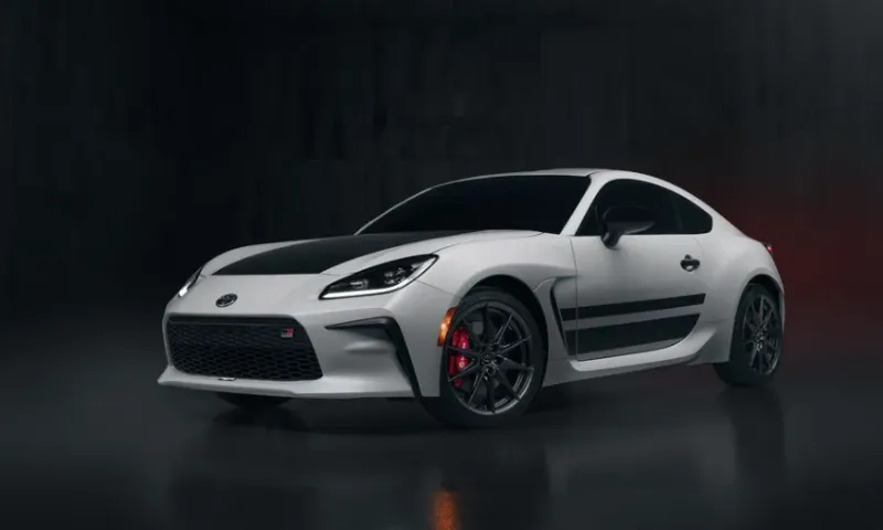 Toyota GR86 2025 Changes, Specs, and Photos
